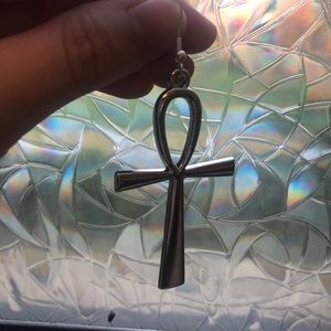 SINGLE silver cross earring